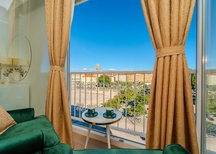 Zaratino 4 Apartment